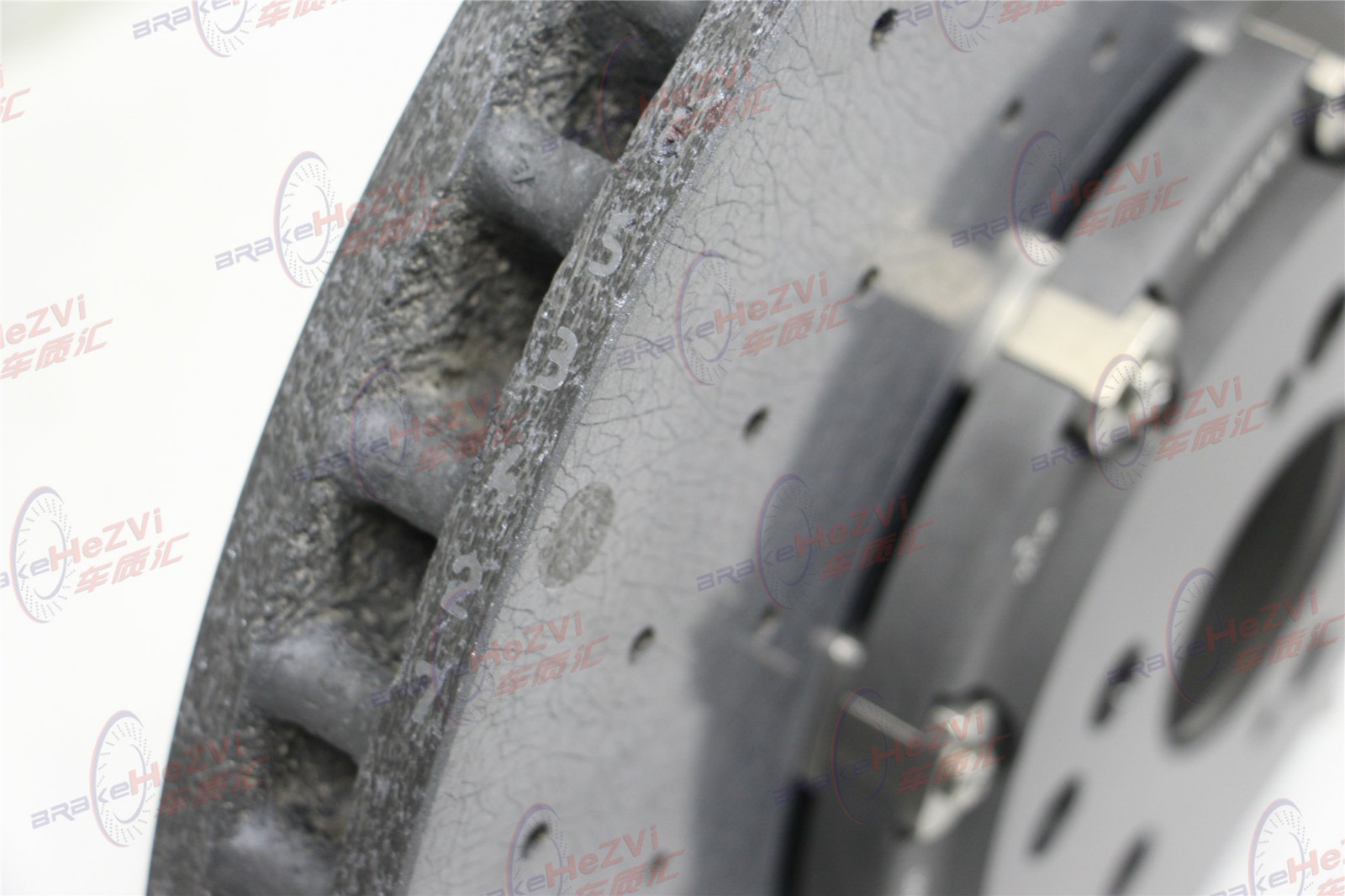 1457662509171203.jpg 468939843567453806.jpg