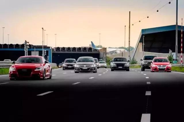 1511835622419551.jpg 微信圖片_20171127134904.jpg