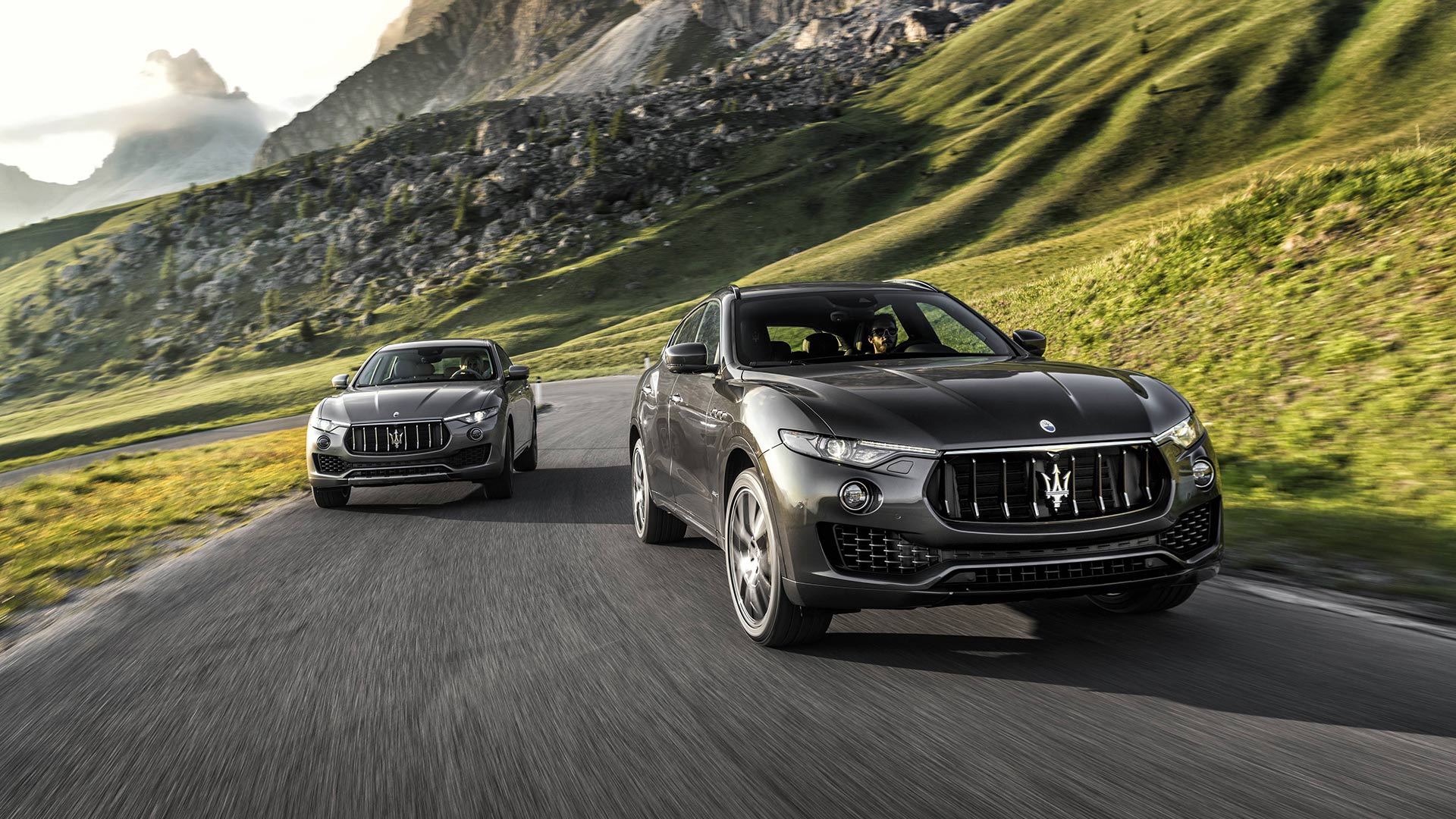 1553149895646048.jpg Maserati-Levante-18-hero-range.jpg